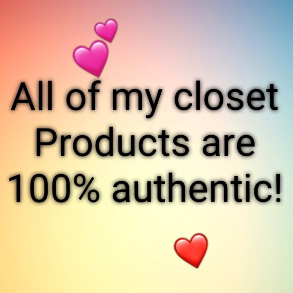 Everything 100 % Authentic - Picture 1 of 1